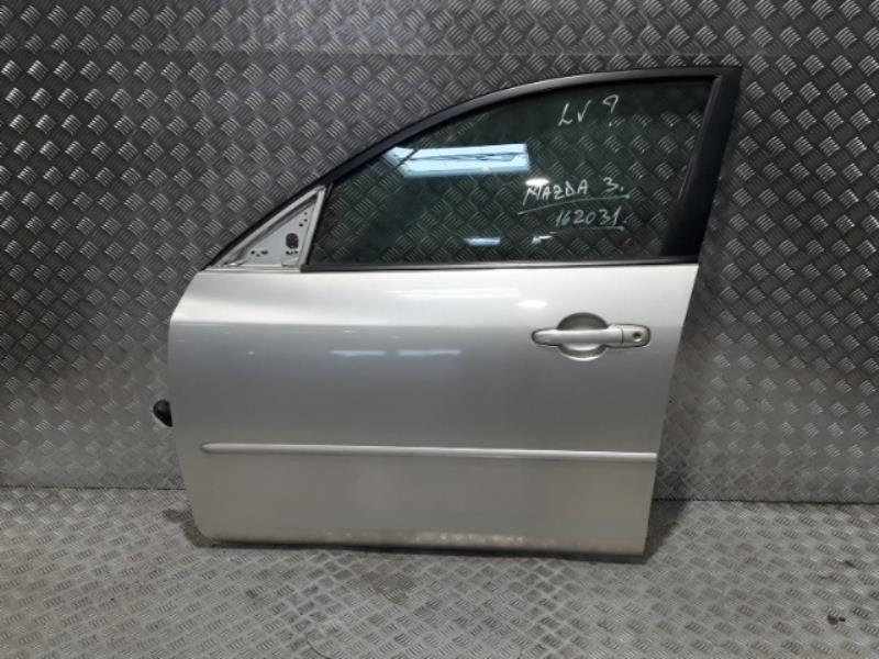Porte avant gauche