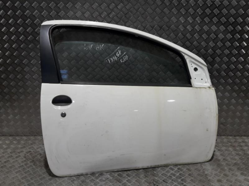 Porte avant droit