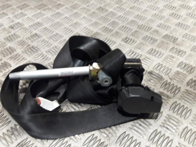 Ceinture avant gauche