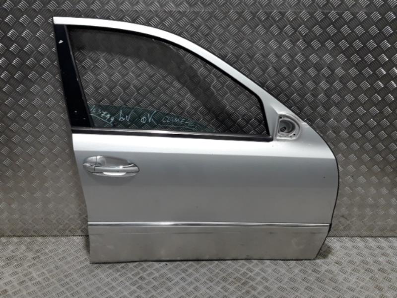 Porte avant droit