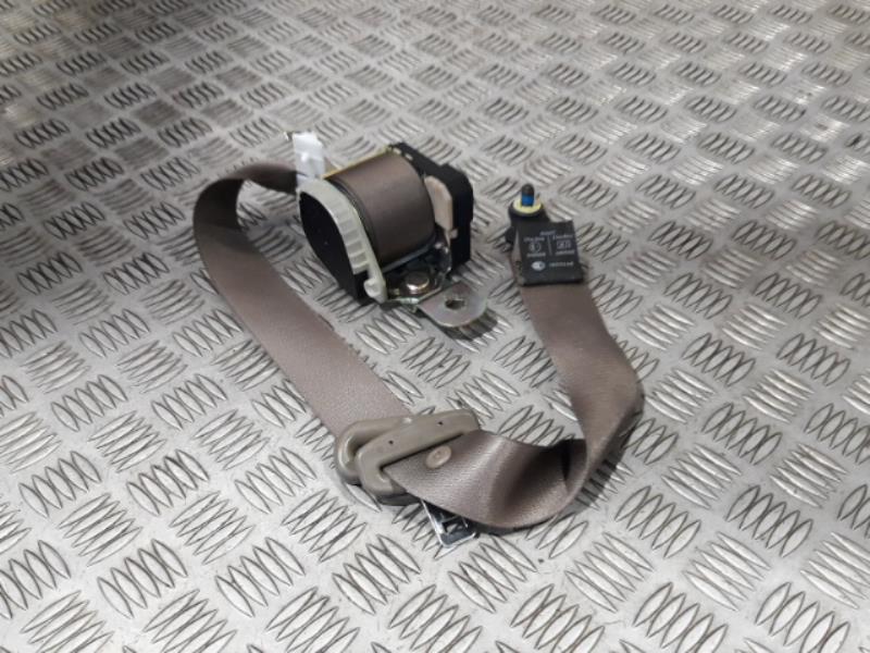 Ceinture avant gauche