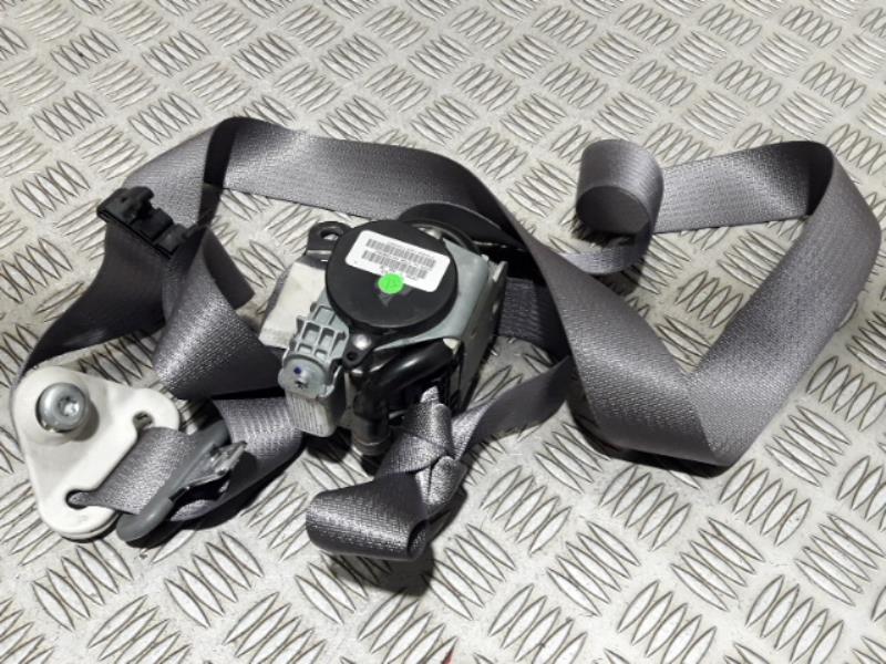 Ceinture avant droit