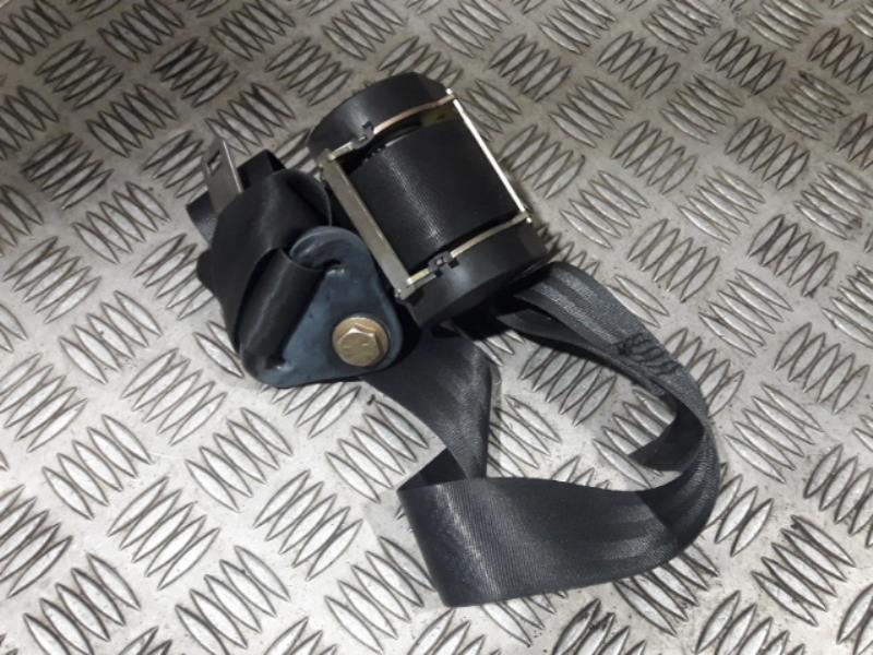 Ceinture avant gauche