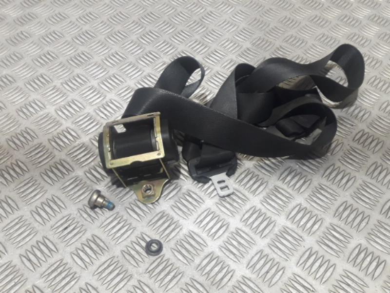 Ceinture avant droit