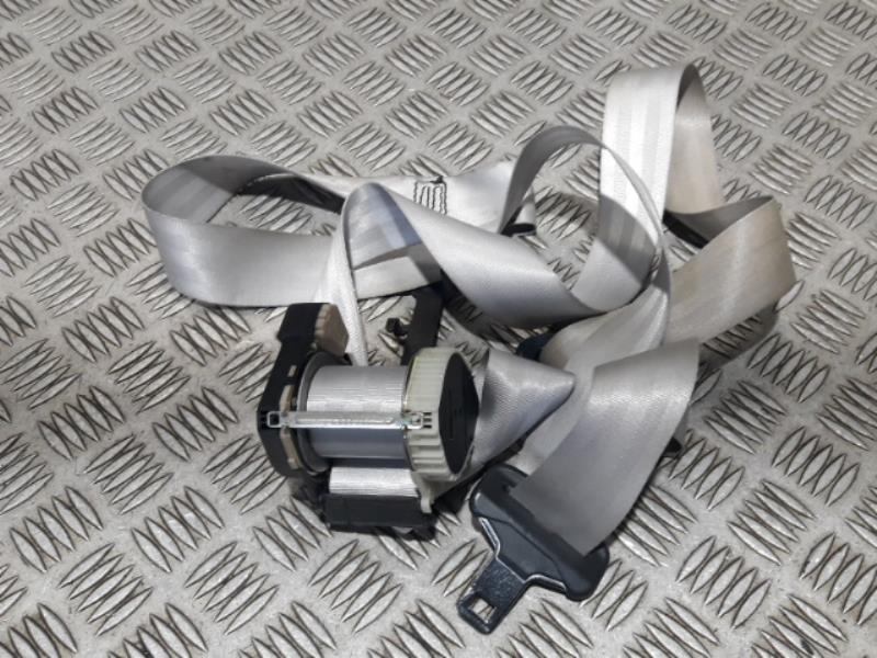Ceinture avant droit