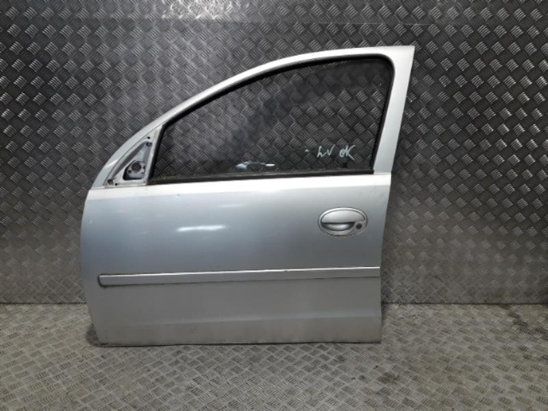 Porte avant gauche