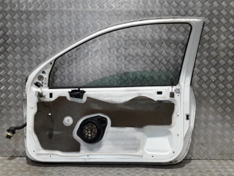 Porte avant droit