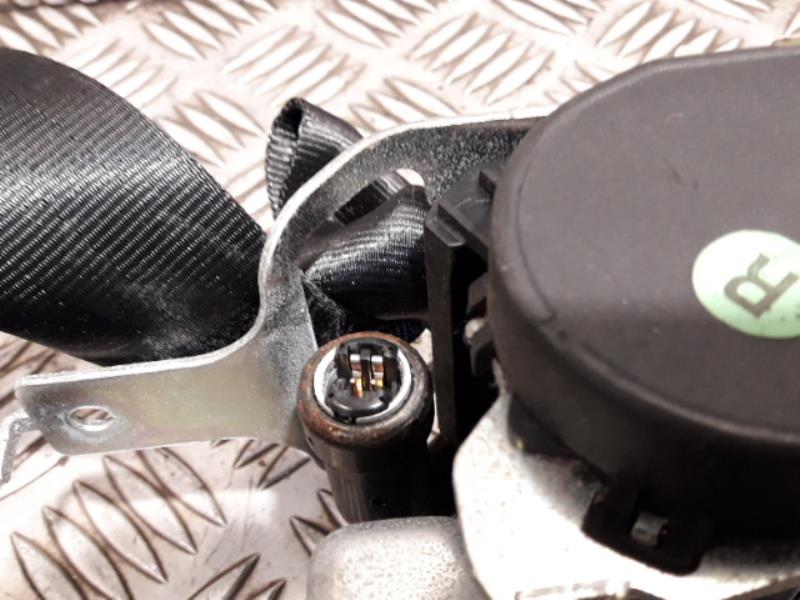 Ceinture avant droit