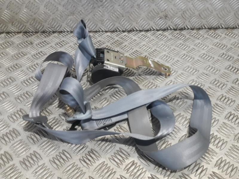 Ceinture avant droit