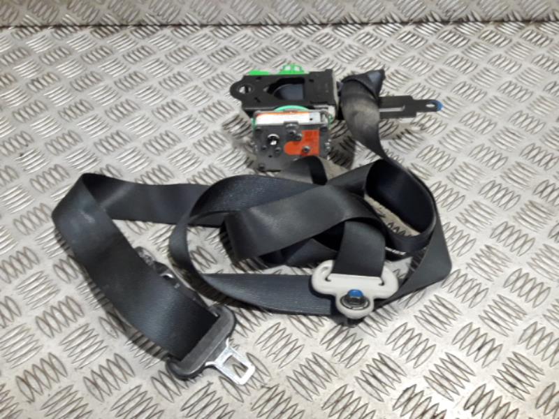 Ceinture avant gauche