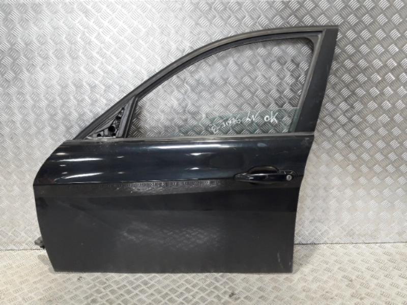 Porte avant gauche
