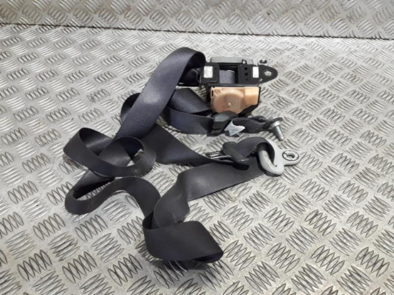 Ceinture avant gauche