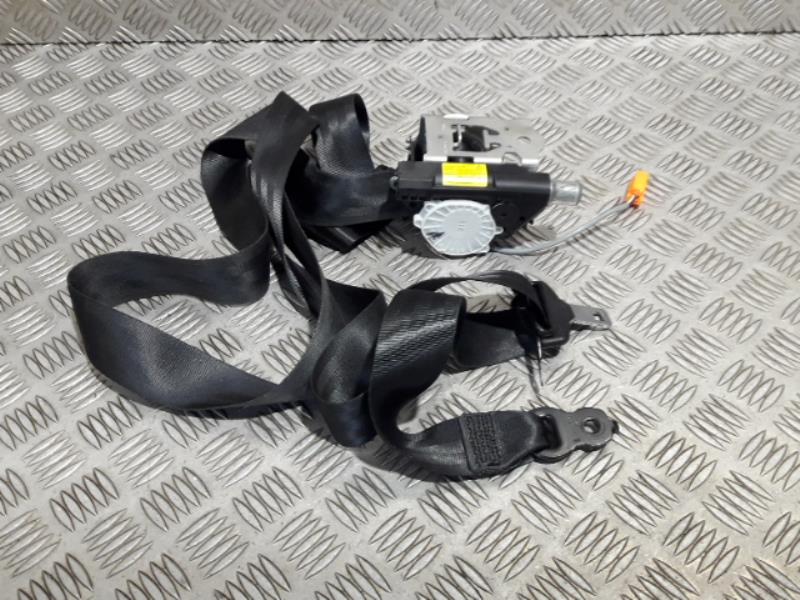 Ceinture avant droit