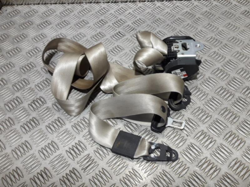 Ceinture avant gauche