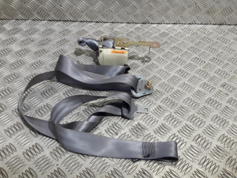 Ceinture avant gauche