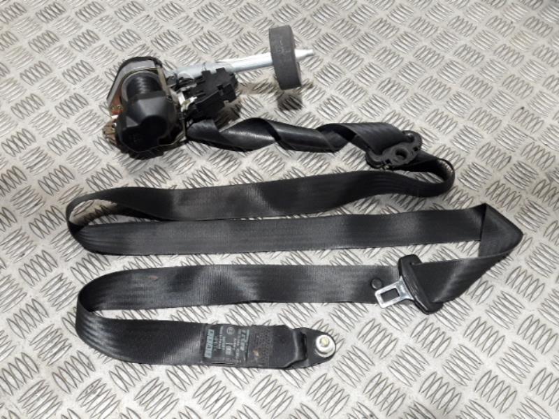 Ceinture avant gauche
