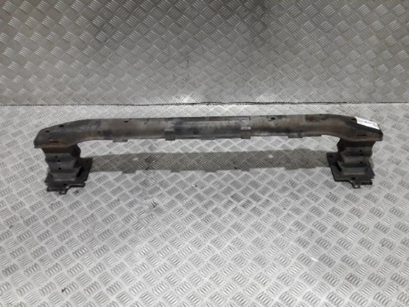 Renfort pare choc avant (traverse)
