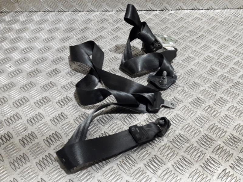 Ceinture arriere droit