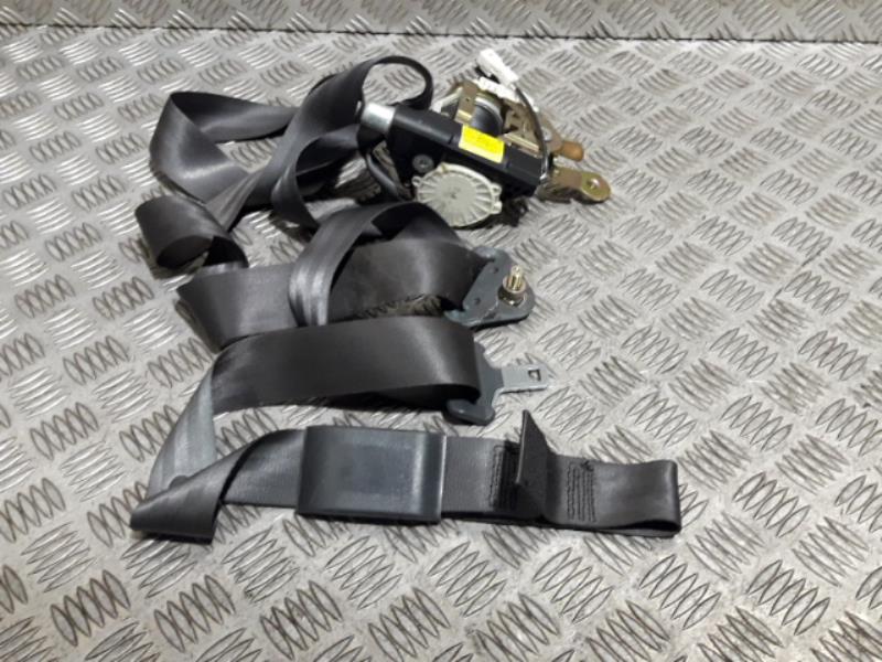 Ceinture avant droit