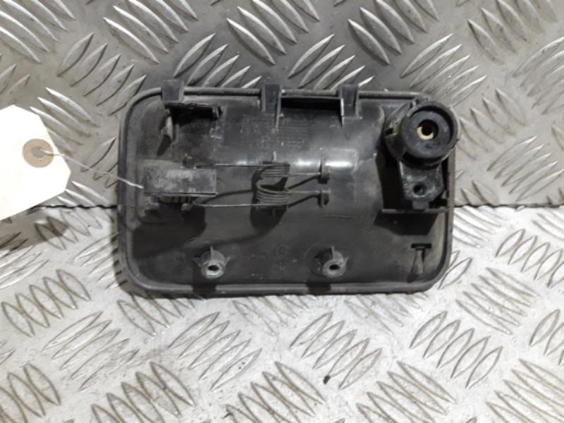 Poignee porte avant gauche