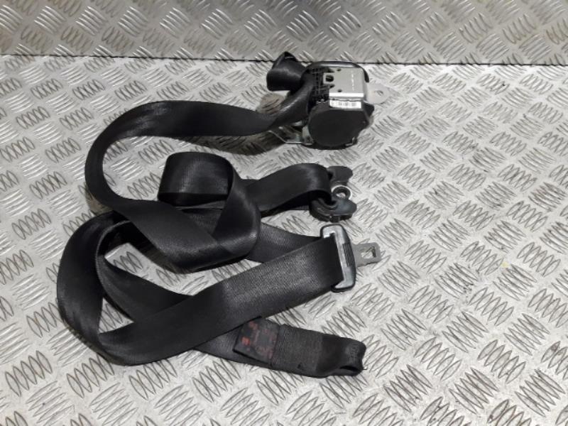 Ceinture avant gauche
