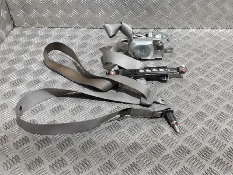 Ceinture avant gauche