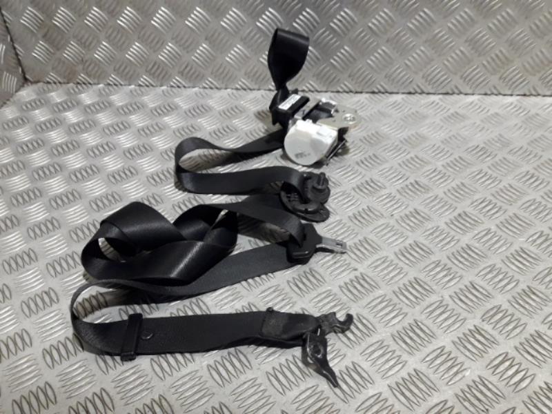 Ceinture avant gauche