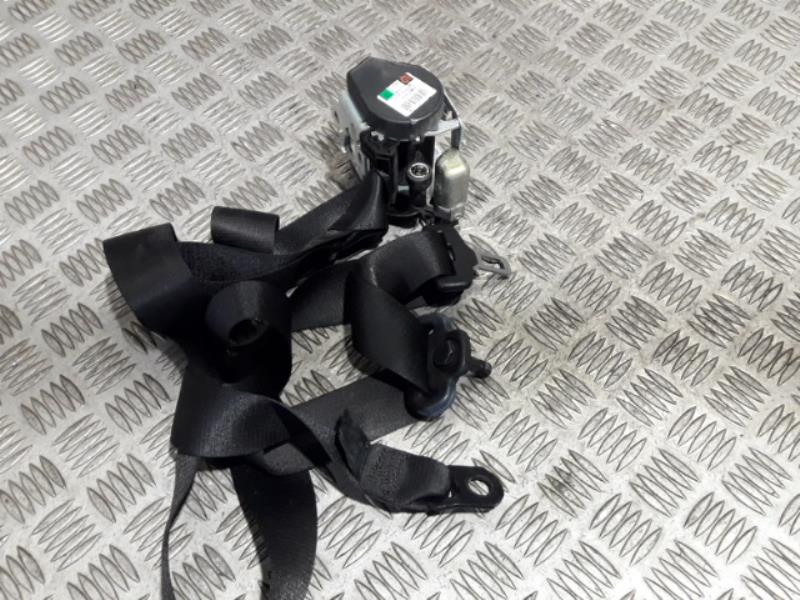 Ceinture avant droit