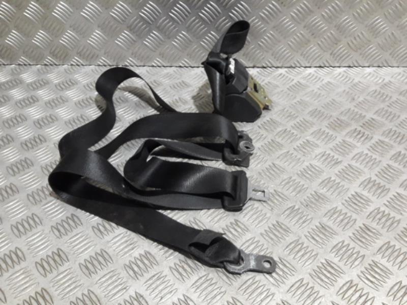 Ceinture avant gauche
