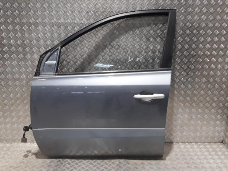 Porte avant gauche