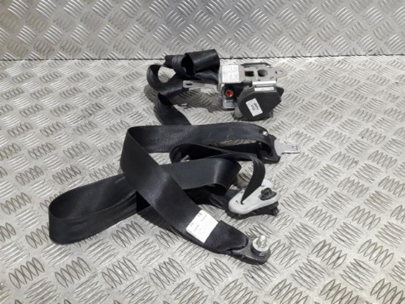Ceinture avant gauche