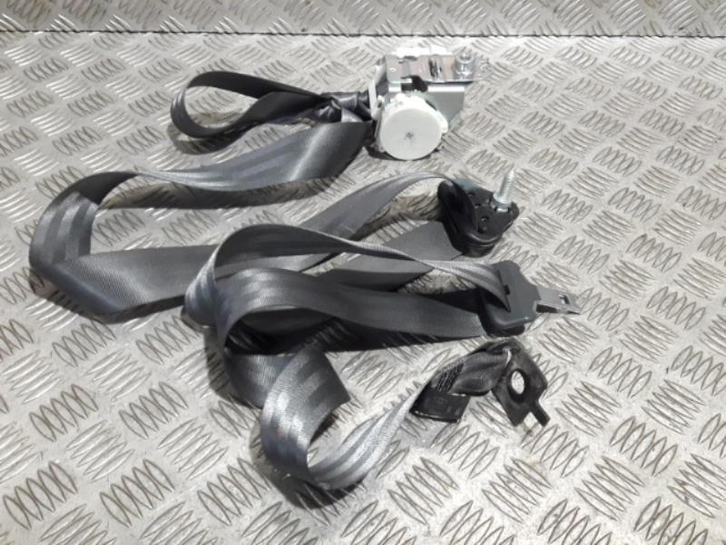 Ceinture arriere droit