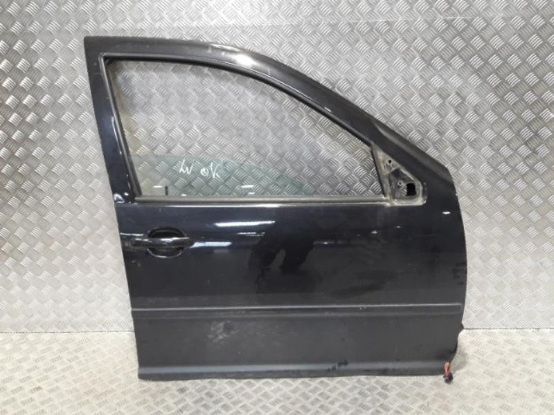 Porte avant droit