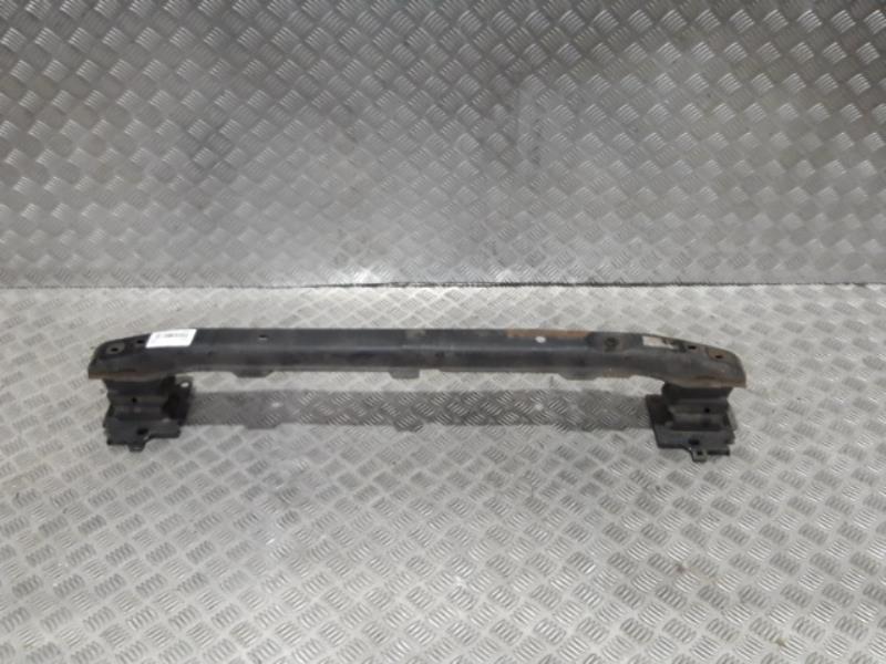 Renfort pare choc avant (traverse)