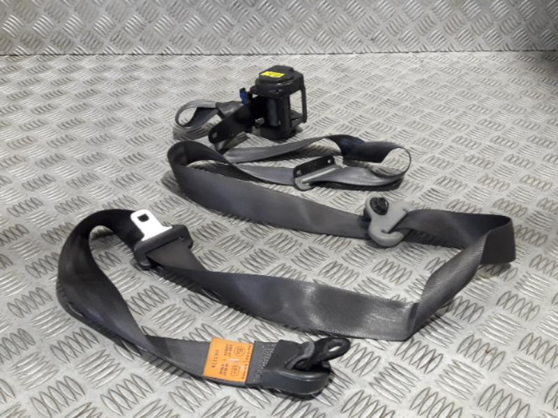 Ceinture avant droit