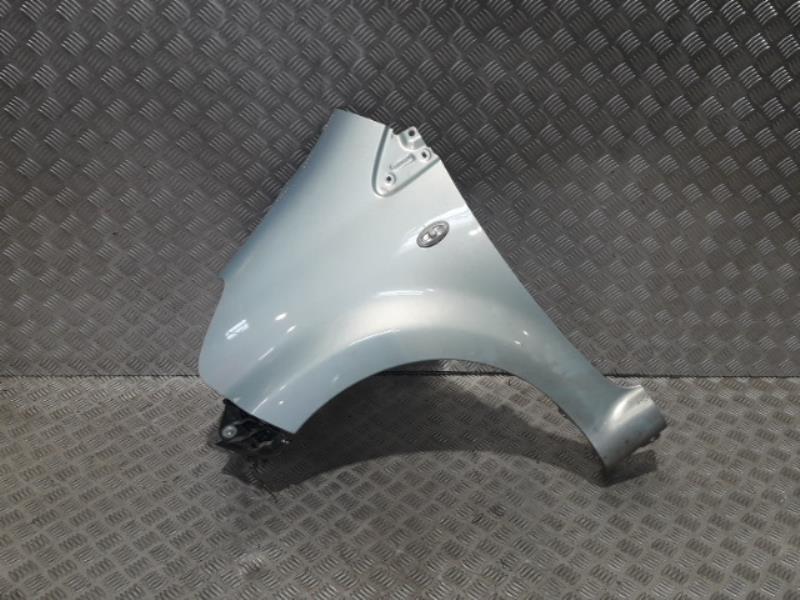 Aile avant gauche
