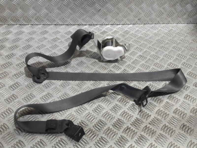 Ceinture avant gauche