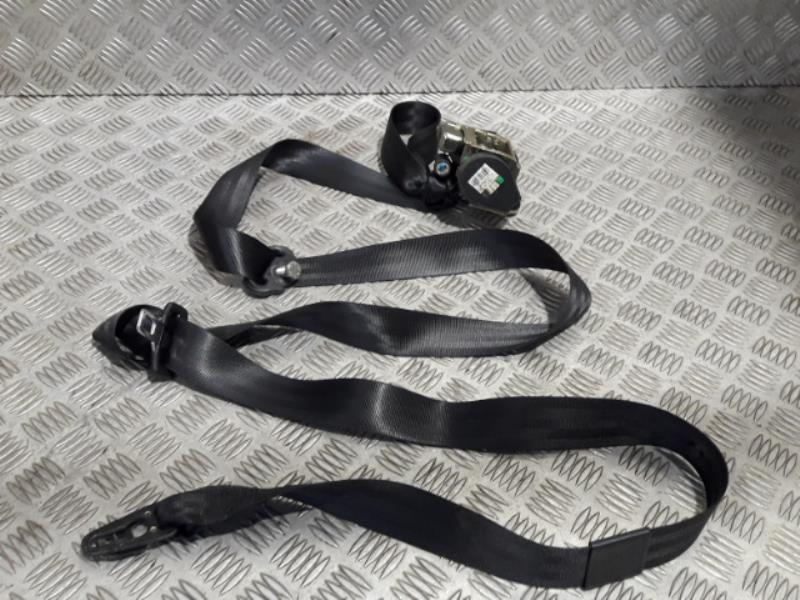 Ceinture avant droit