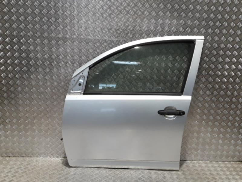 Porte avant gauche