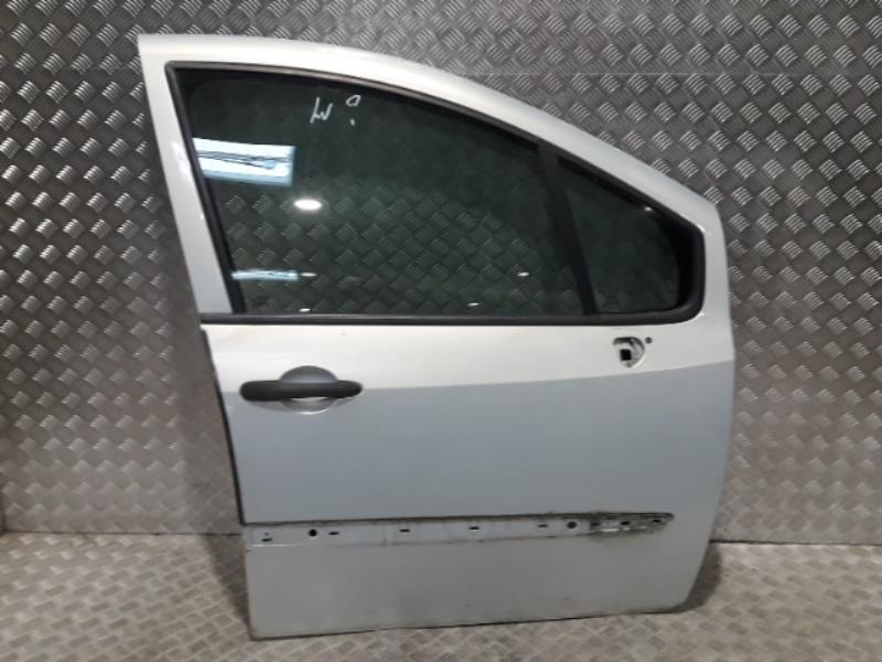 Porte avant droit