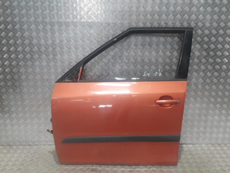 Porte avant gauche