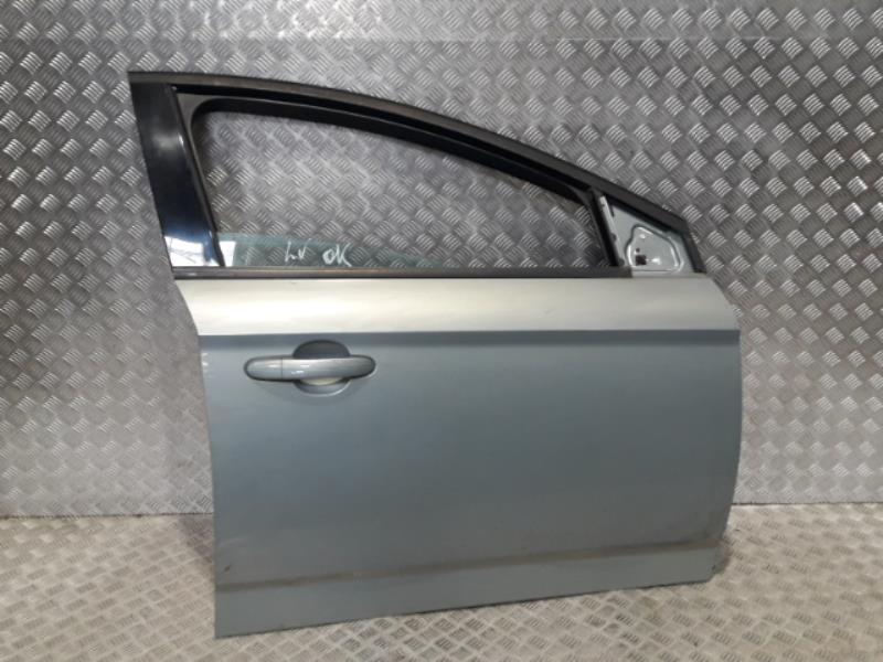 Porte avant droit