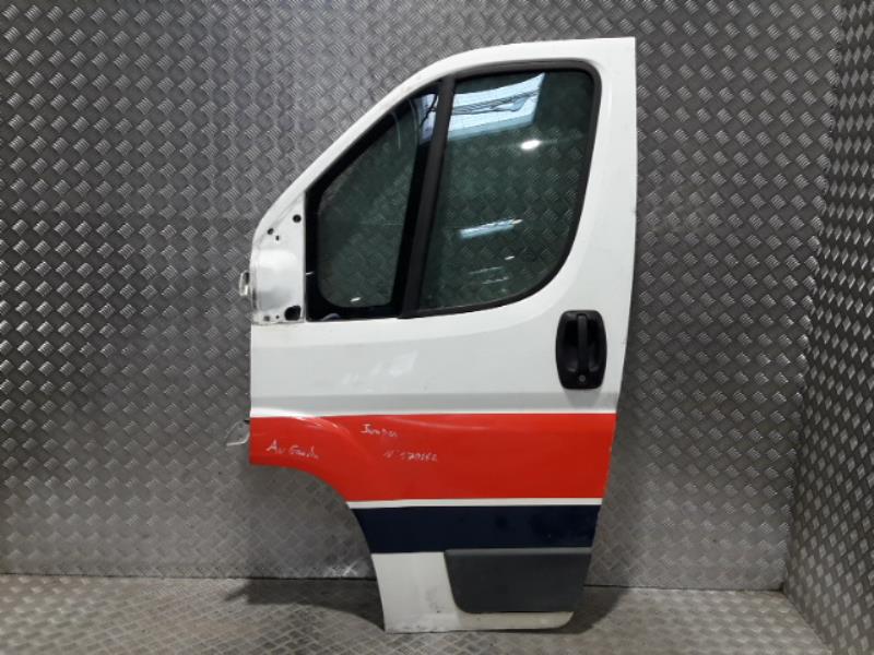 Porte avant gauche