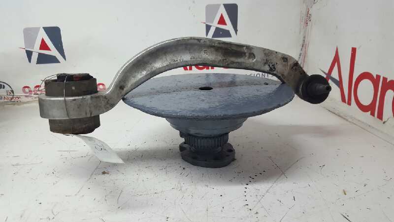 Triangolo inferiore anteriore destro AUDI A4 BERLINA (B5) 1.9 TDI Diésel - 1