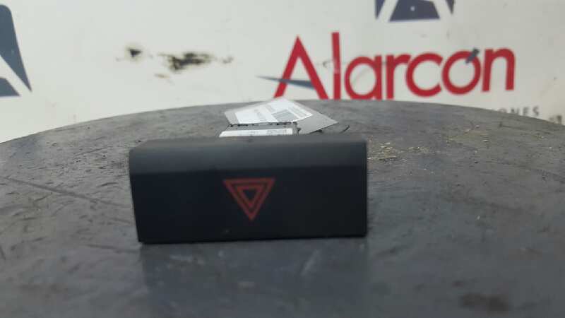 Bouton de warning SEAT IBIZA SC (6J1) Diesel - 1