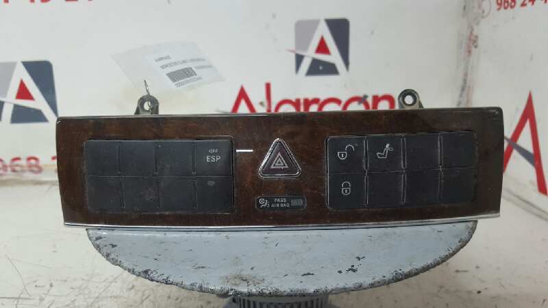 Interruttore luci emergenza MERCEDES-BENZ CLASE C (W203) BERLINA 200 CDI Diésel - 1