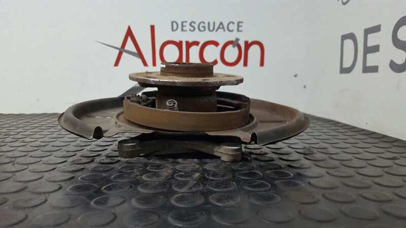 Fusee arriere gauche MERCEDES-BENZ CLASE B (W245) 200 CDI Diesel - 1