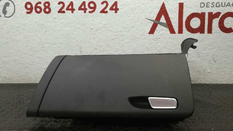 Boite a gants AUDI A4 BER. (B8) Básico Diesel - 1