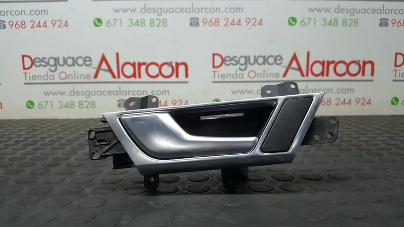 Poignee interieur arriere gauche AUDI A6 AVANT (4F5) 3.0 TDI Quattro Diesel - 1