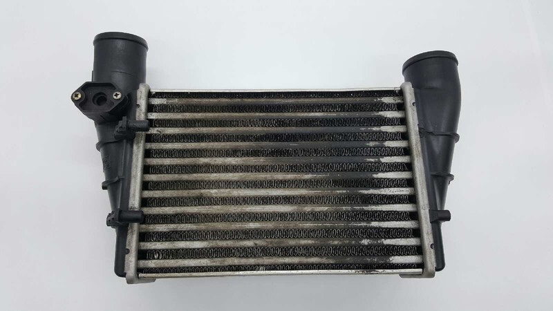 Scambiatore aria (Intercooler) VOLKSWAGEN PASSAT BERLINA (3B2) Comfortline Diésel - 1